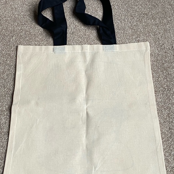 House of Aama Canvas Tote. NWT. - Picture 4 of 6